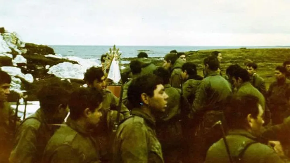 Actos en homenaje a los veteranos y caídos en la guerra de Malvinas