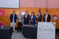 El Gobernador Gustavo Sáenz junto a Sergio Salvatierra entregaron  Kits ARSAT: las entidades públicas tendrán mayor conectividad