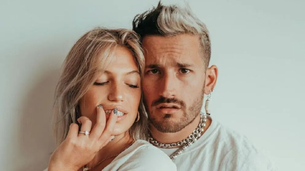 Ricky Montaner desata polémica por el arriesgado tatuaje que se hizo de Stefi Roitman 