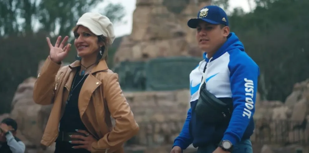 Yoni Rivero sorprende con una colaboración con Látigo y Zayana