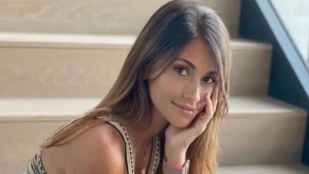Antonela Roccuzzo posó con un jugado outfit, pero un detalle generó una catarata de comentarios 