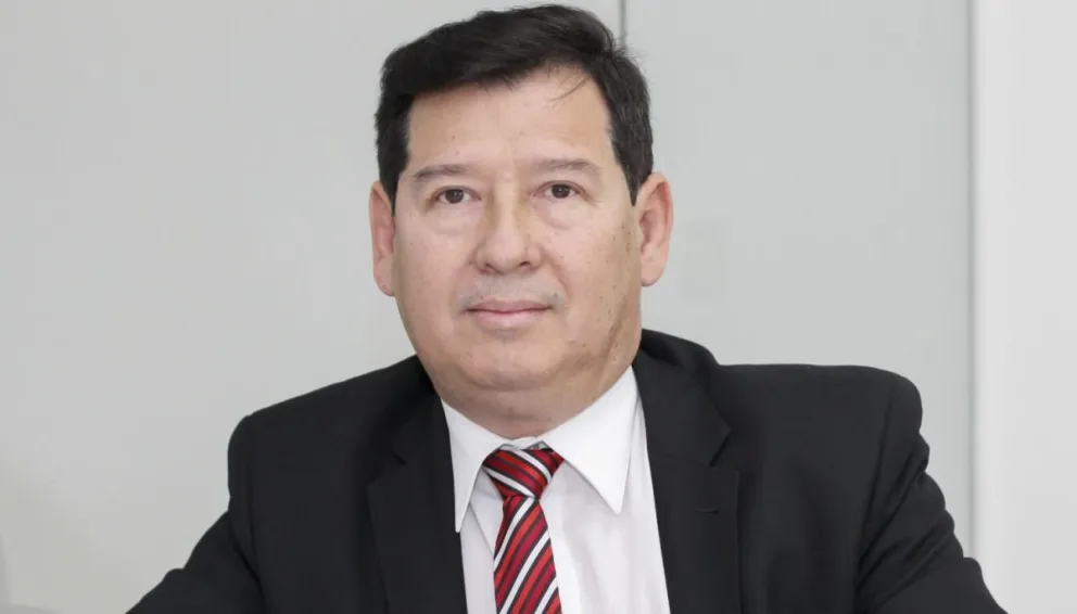 Acusan al fiscal Armando Cazón de pedir coimas millonarias a presos
