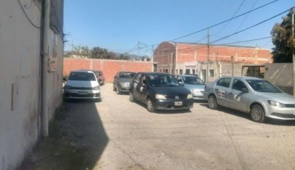¡Indignante! Remiseros se quejan por las condiciones de las remiserías