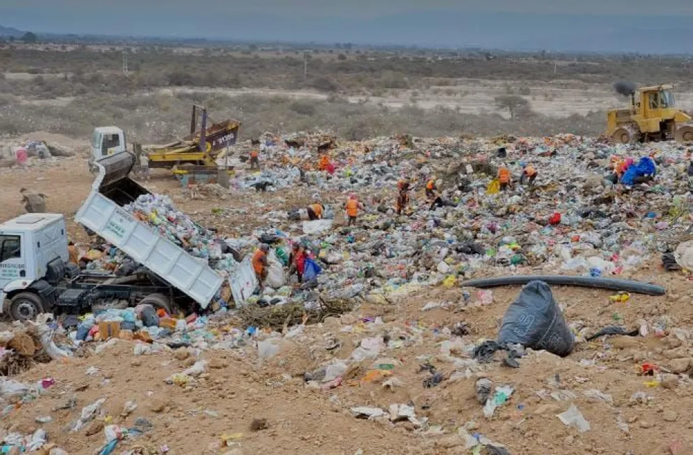 Un joven salteño perdió la vida tras ser aplastado en el Vertedero San Javier