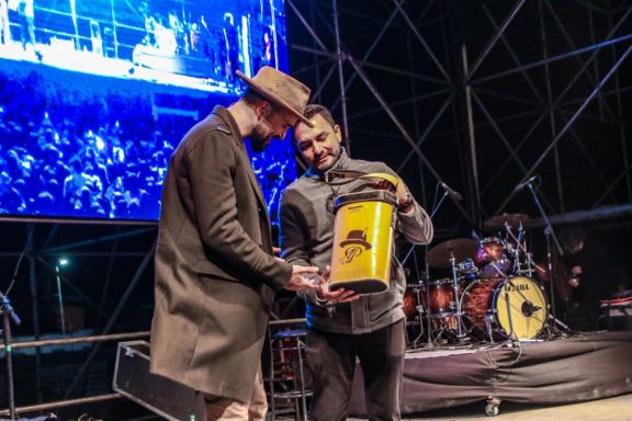 RECITAL DE FIN DE SEMANA XXL: ABEL PINTOS EN GUEMES 