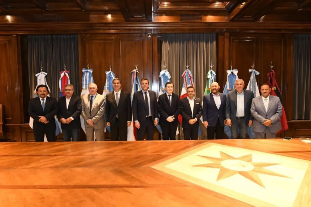 Gustavo Sáenz participó de una reunión clave con Sergio Massa y el resto de los gobernadores del Norte Grande 