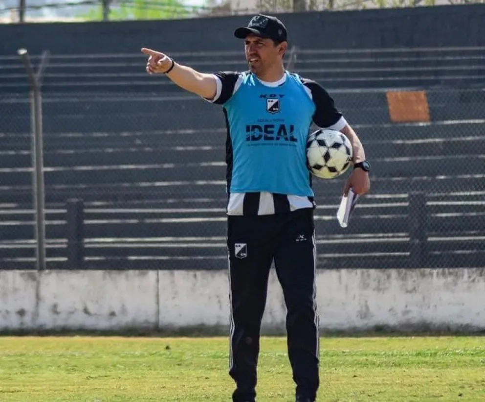 El técnico del cuervo define el once para afrontar los play-offs