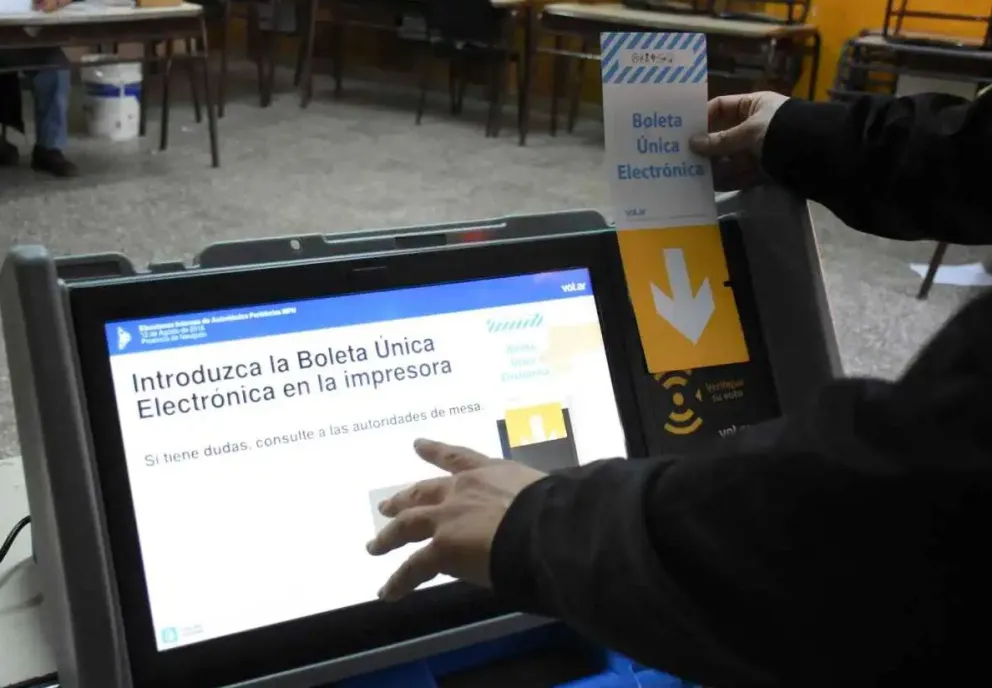 ¿Cuáles son los cargos que se elegirán en las elecciones del año entrante?
