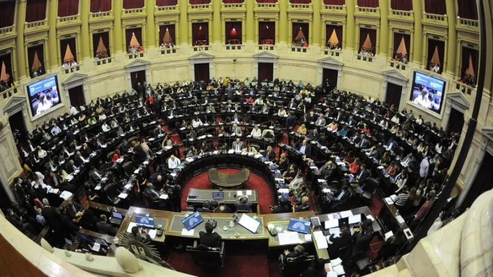Diputados aprobaron que personal de salud no pague más ganancias