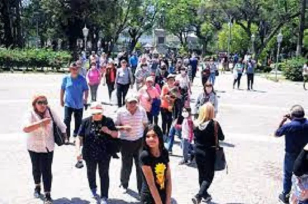 Foto: Turistas. Fuente: Twitter