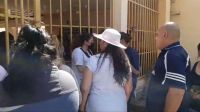 Fumigaron en hora de clases: el Ministerio sancionó duramente a la directora del colegio Eva Perón