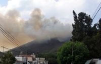 Incendio en el cerro 20 de Febrero: el número de hectáreas afectadas ya superó la de otros años