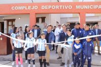 Gustavo Sáenz volvió a inaugurar un nuevo espacio deportivo