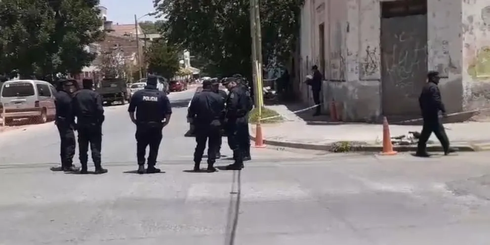Celos, violencia y disparos en el hospital San Bernardo
