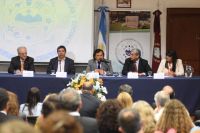 Gustavo Sáenz estuvo en la inauguración de un evento de la UNSa