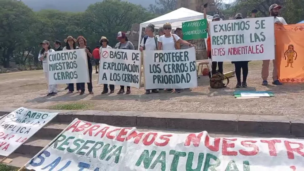 Manifestación pacífica por el medioambiente: "Estamos muy mal a nivel ambiental"