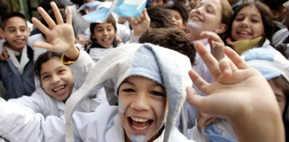 Mundial Qatar 2022: ¿Se podrán ver los partidos en los colegios salteños? 