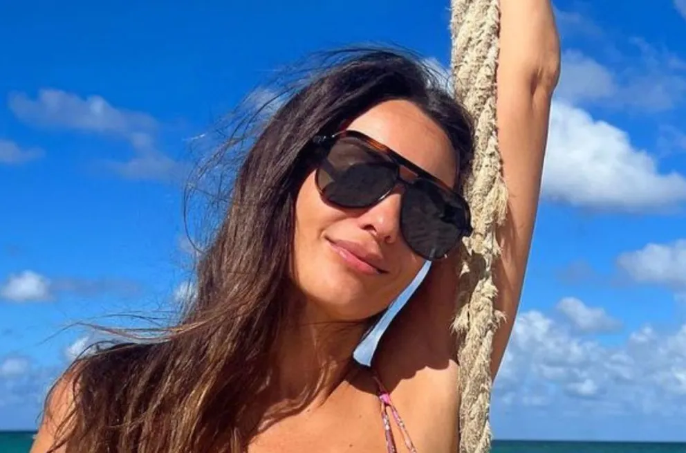 Pampita realizó una infartante producción de fotos que dejó a todos sus seguidores sin habla