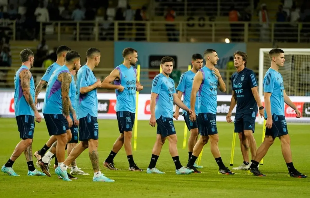 Lionel Scaloni define al equipo con el que la Selección Argentina debutará en el Mundial
