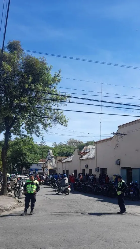 Mañana complicada en Salta: la Unión de Trabajadores Municipales salió a las calles a reclamar