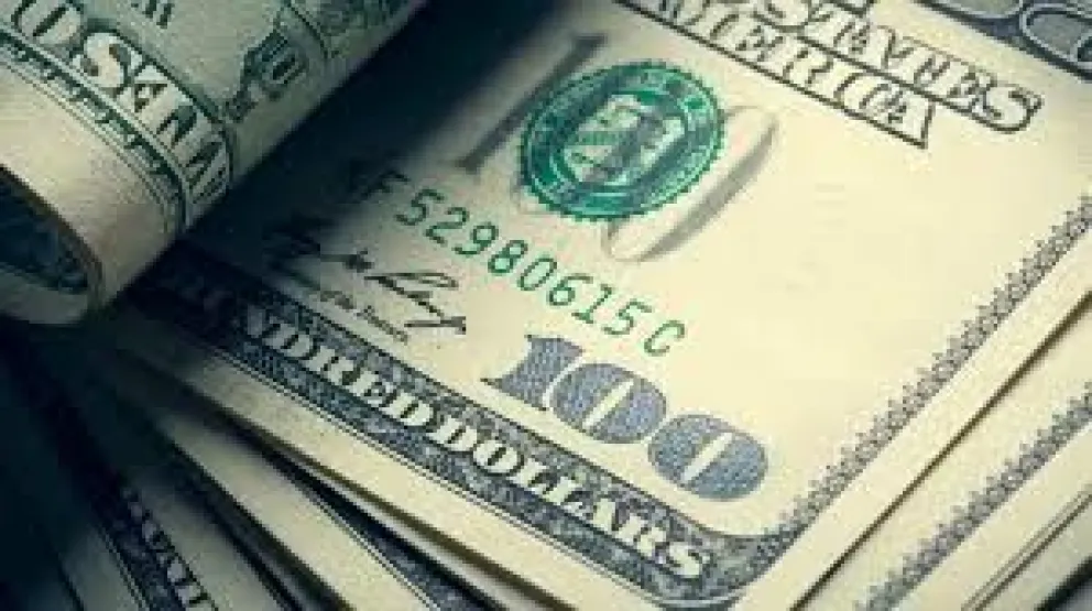 El dólar blue cerró en alza y está marcando un nuevo récord 