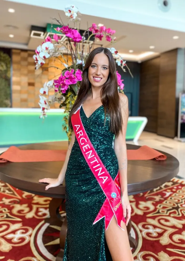 La salteña Cande Ancely Cornejo representa a la Argentina en el Certamen “Miss Turismo Internacional” en Malasia