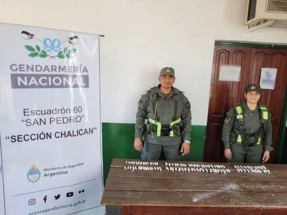 En un control rutero, confesó haber ingerido varias cápsulas con cocaína