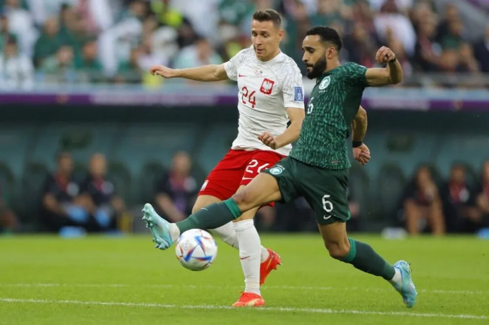 ¡Una vergüenza! El penal inventado por el VAR, a favor de Arabia Saudita