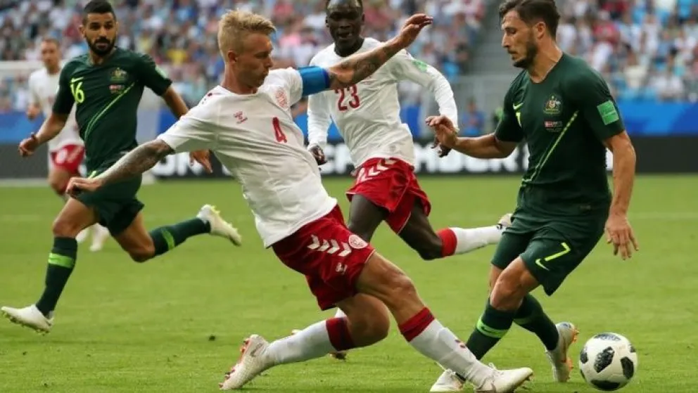 Dinamarca 0-1 Australia: la selección de Oceania clasifica a octavos, mirá por Voces Críticas todos los detalles del partido
