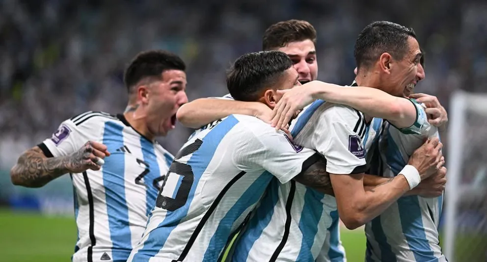 Los dos amonestados que tiene el seleccionado nacional y que no pueden recibir otra amarilla