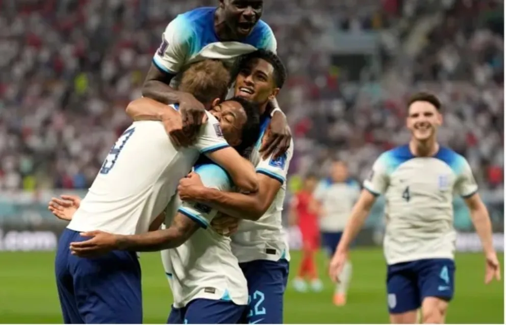 Mundial de Qatar 2022: un jugador de Inglaterra dejó el torneo por un asunto personal