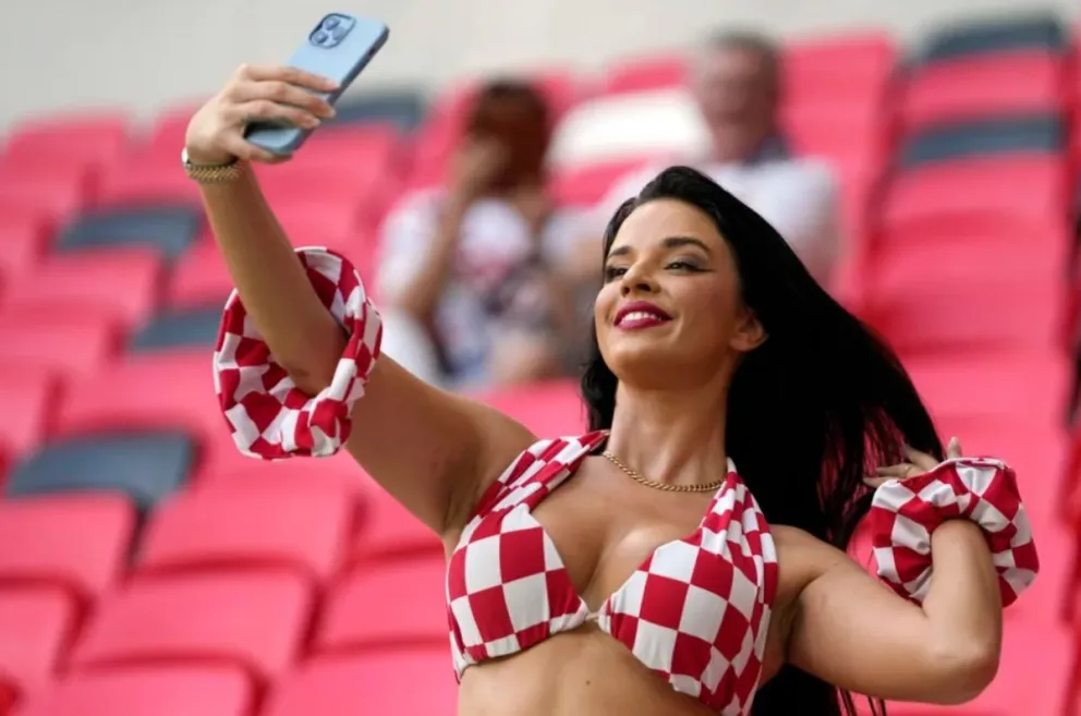Ivana Kroll: la Miss Mundo croata que desafía los límites culturales musulmanes en el Mundial de Qatar
