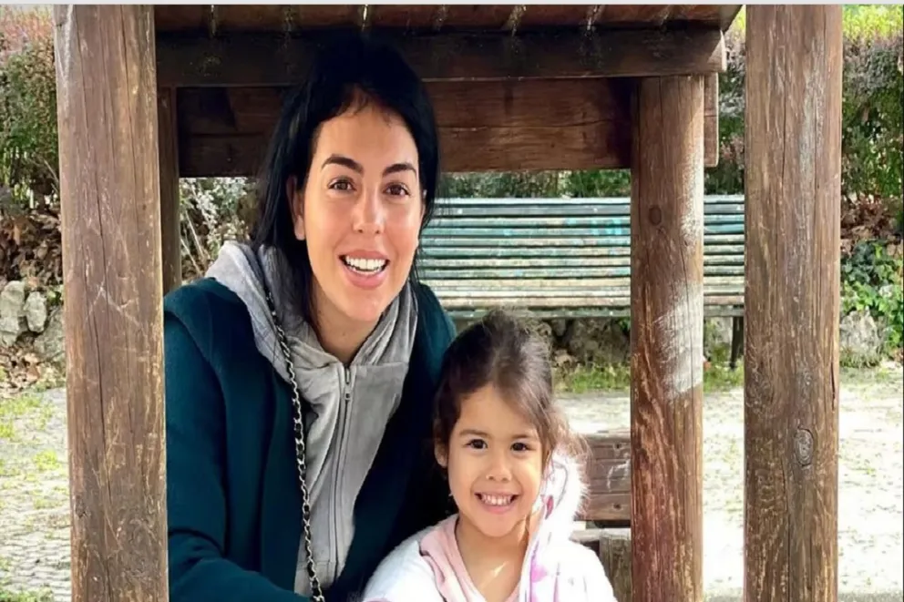 La costosa prenda que lució Eva, hija de Georgina y Cristiano que llamó la atención de todos