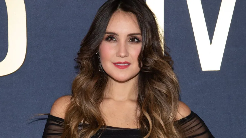 Dulce María lanza "Pequeña", una canción dedicada a su hija