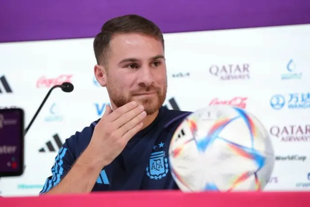 Alexis Mac Allister en la conferencia de prensa: "Messi está contento y eso es muy importante para nosotros"