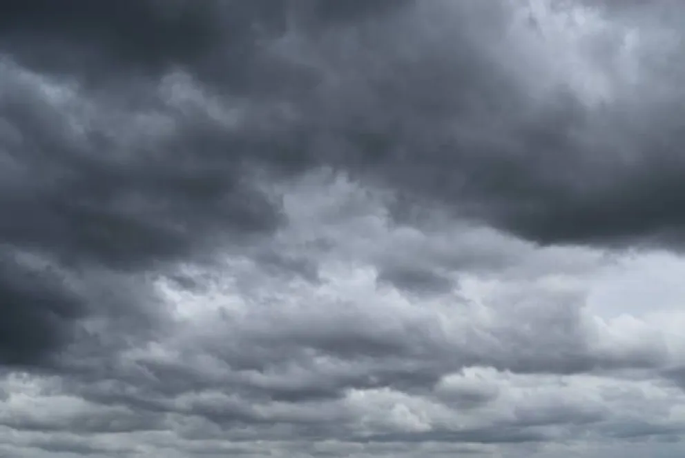 Se cae el cielo: se avecinan las tormentas eléctricas a la ciudad 