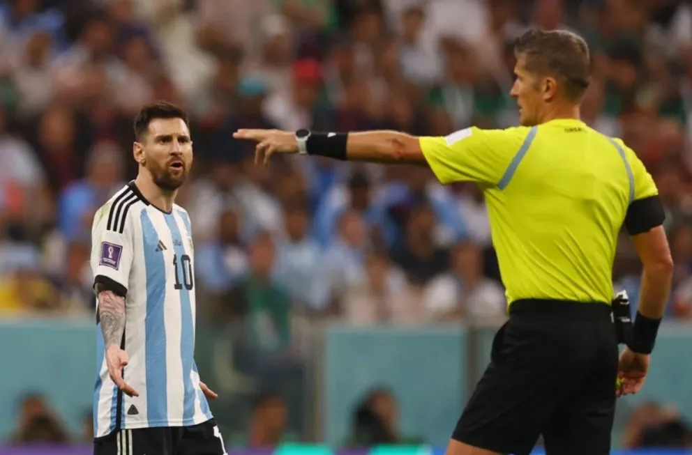 Luego del polémico arbitraje en cuartos, se conoció a quién dirigirá la semifinal entre la Selección Argentina y Croacia