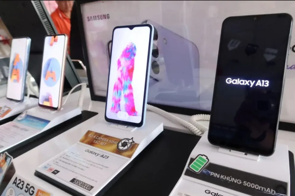 "Ahora 10": el nuevo plan del Gobierno que congela el precio de los celulares