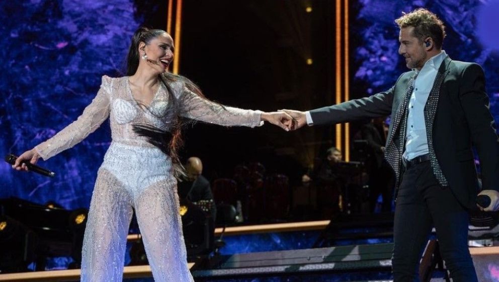 David Bisbal junto a Rosa L&oacute;pez.