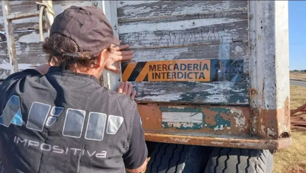 Increíble operativo de Gendarmería para desbaratar una banda salteña dedicada al contrabando de granos