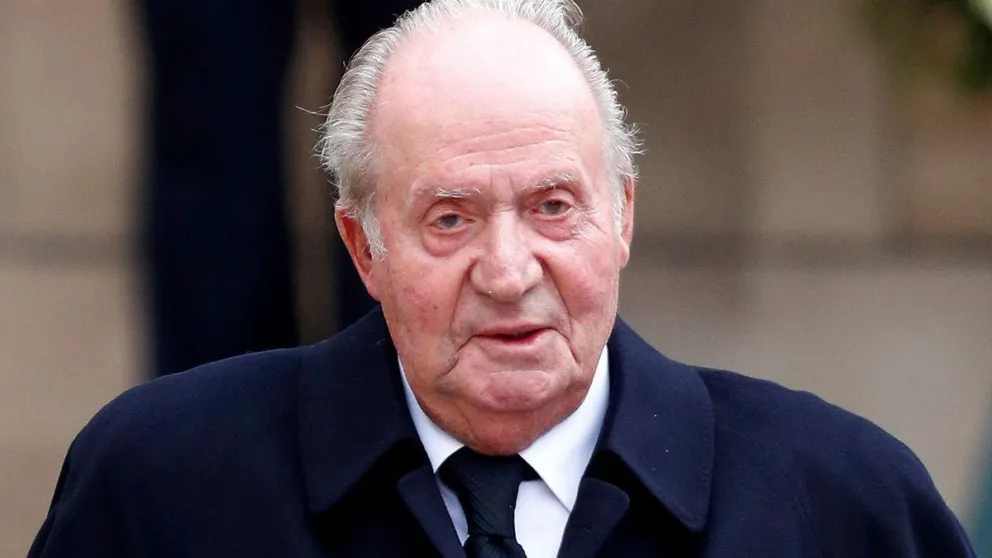El rey Juan Carlos se rearma contra Corinna y ficha al abogado de su polémico amigo el traficante de armas El Assir