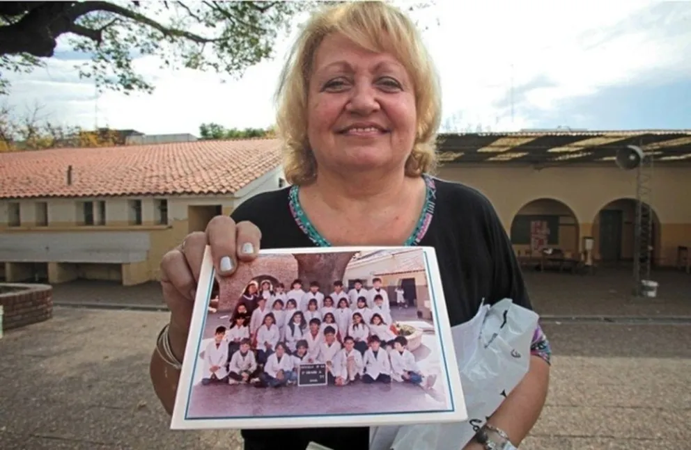 La sentimental carta que le escribió la primer docente de Lionel Messi, en la que dejó plasmado un deseo a cumplir antes de su muerte