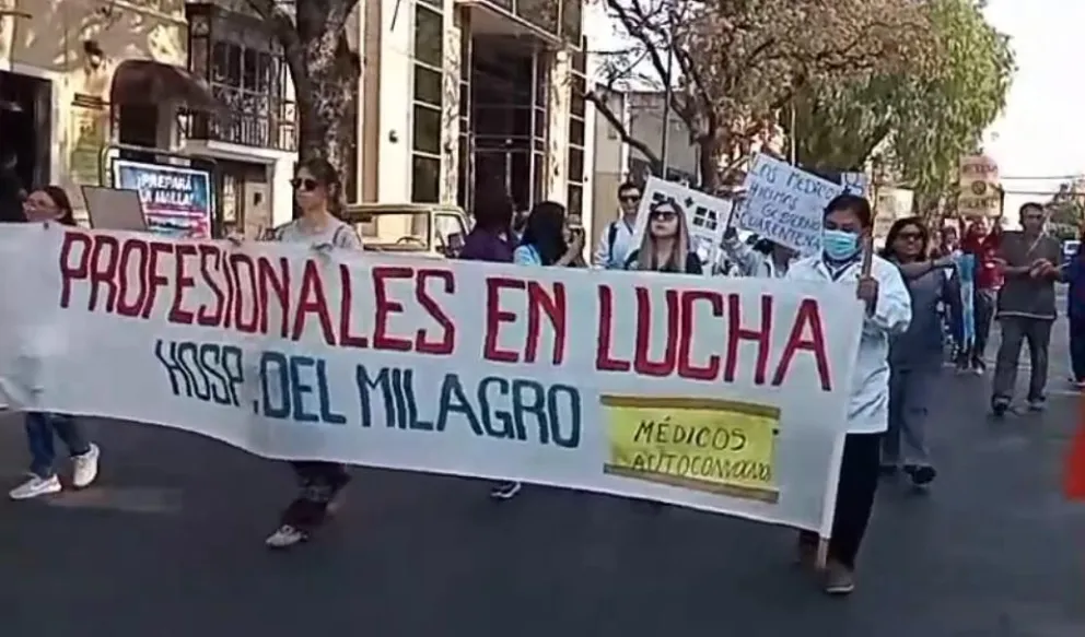 Docentes "unificarán sus fuerzas" con los médicos: "La autoconvocatoria vino para quedarse”
