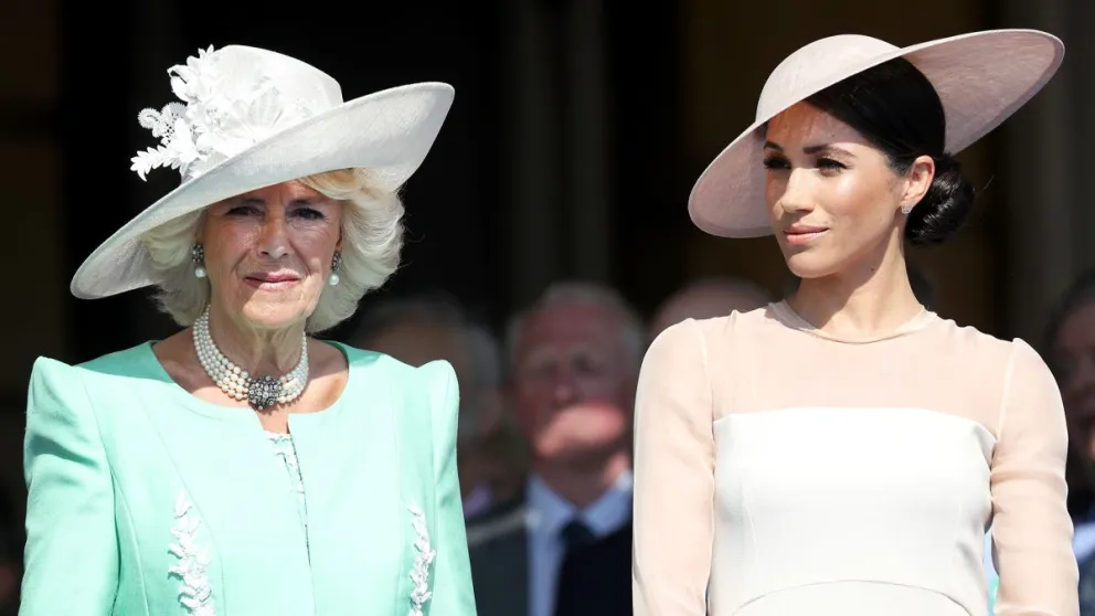 |ESCÁNDALO| Camila Parker compartió una fiesta navideña con dos enemigos de Meghan Markle