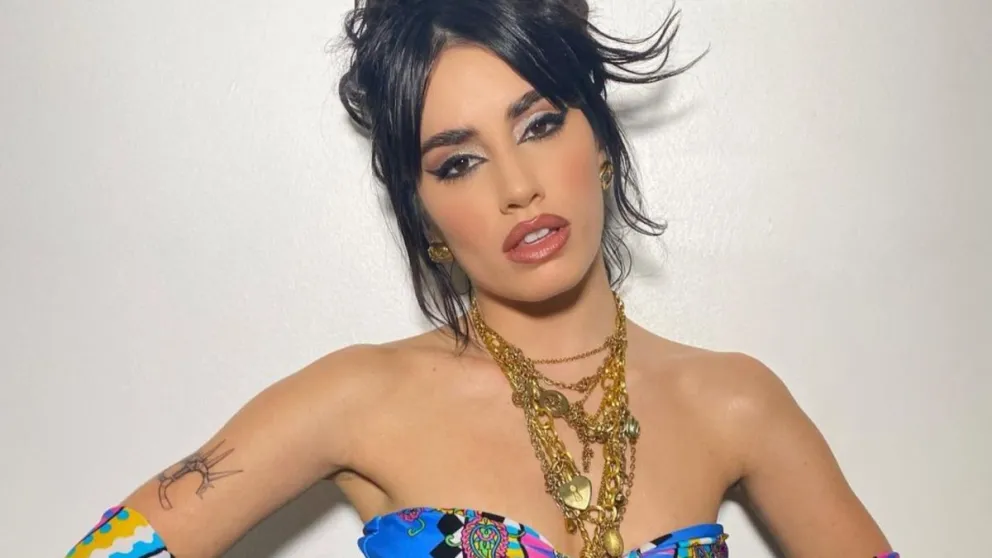 El famoso periodista que se robó el corazón de Lali Espósito: intenso acercamiento