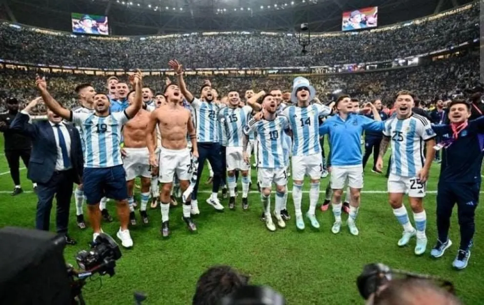 Atención Scaloni: El argentino que la rompe en la Premier y puede pasar a un gigante de Europa