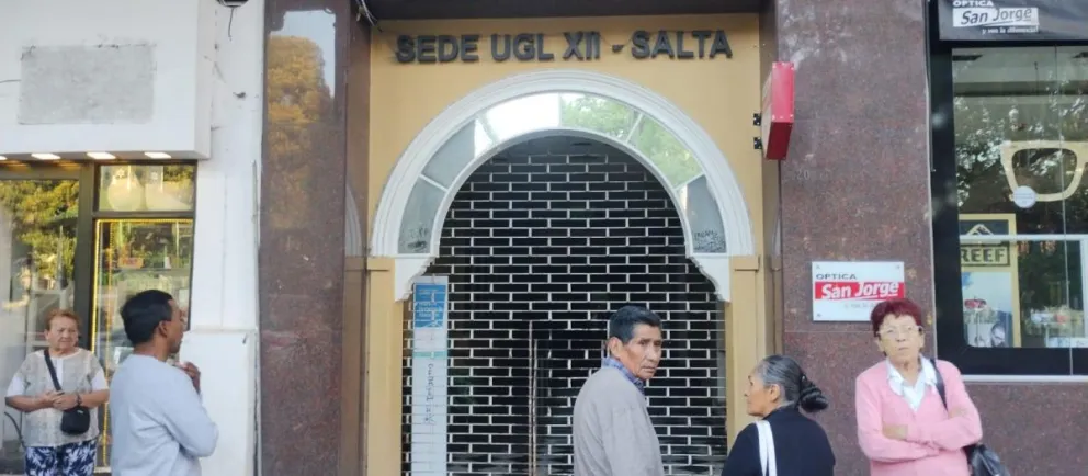 El PAMI volvió a dejar "regalado" a los jubilados: acató el feriado y nunca lo notificó