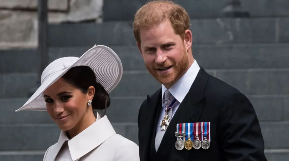 Se supo cuáles fueron las fuertes amenazas del rey Carlos III para que Harry no se case con Meghan Markle