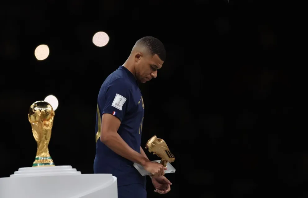 Gritos, insultos y enojo: se filtró el video de Mbappé en el entretiempo de la final del Mundial