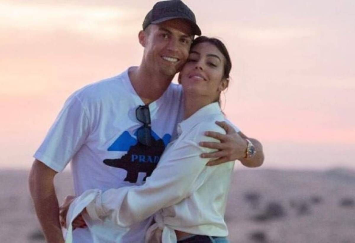 CRISTIANO RONALDO Y GEORGINA RODRIGUEZ